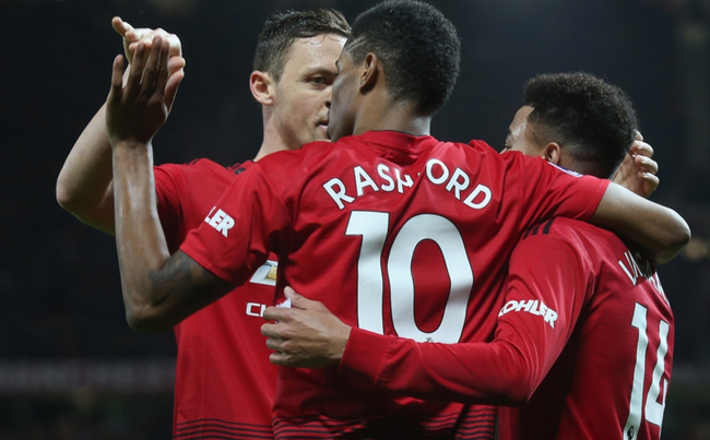 卓越表现而 卓越表现而