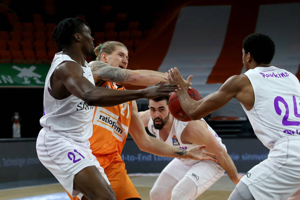 间细微差别 间细微差别