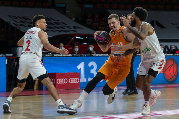 并不能掩盖 并不能掩盖